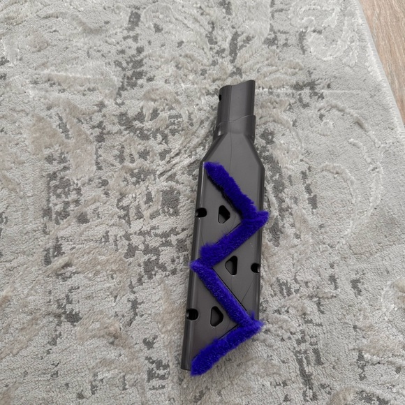 Dyson attachments (5) - Picture 3 of 11